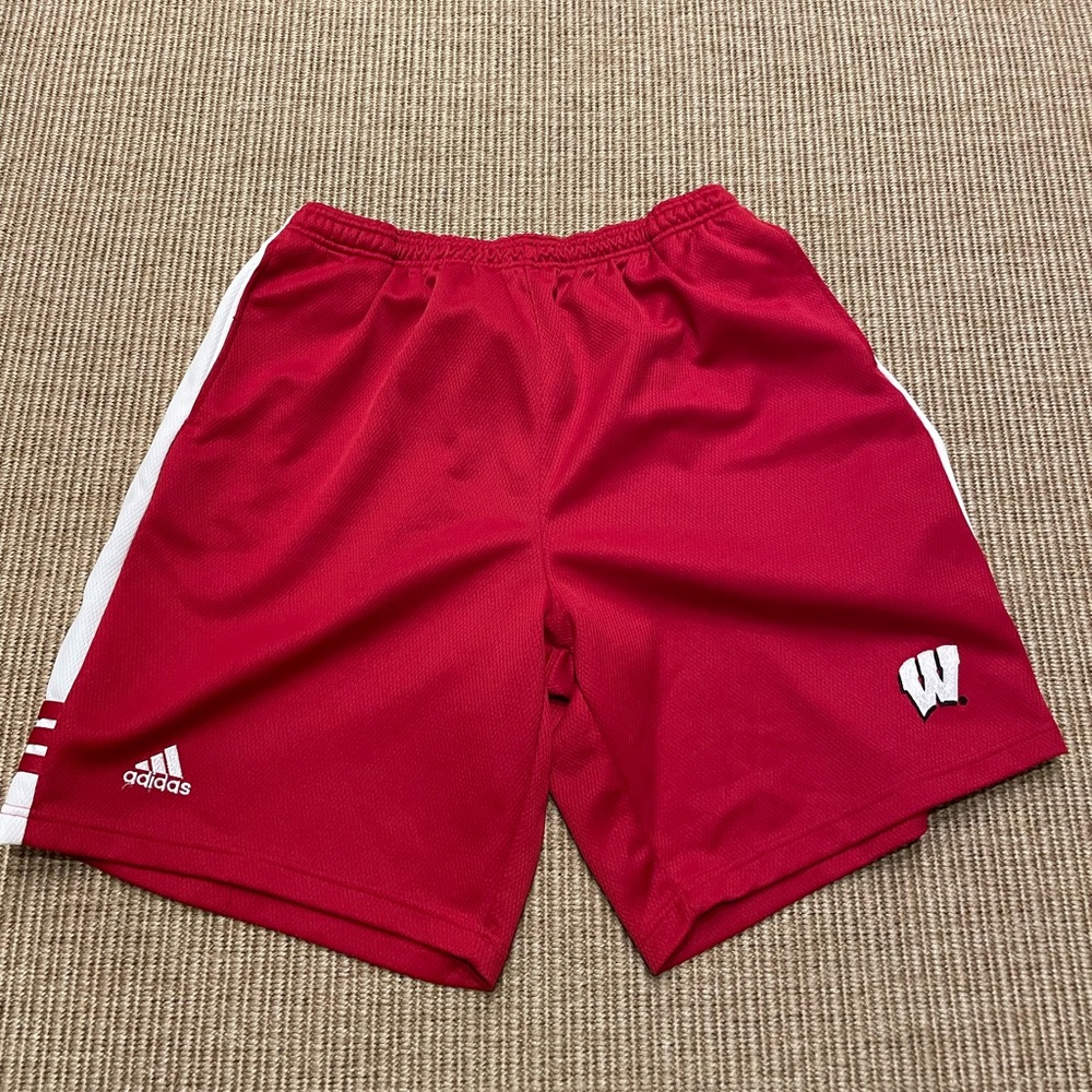 Adidas University of Wisconsin Badgers Mesh Athletic Shorts XL